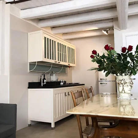 Chicchi Di Melograno Couette-café 3*