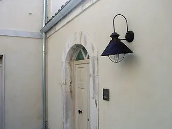 Chicchi Di Melograno Oda ve Kahvaltı Modica