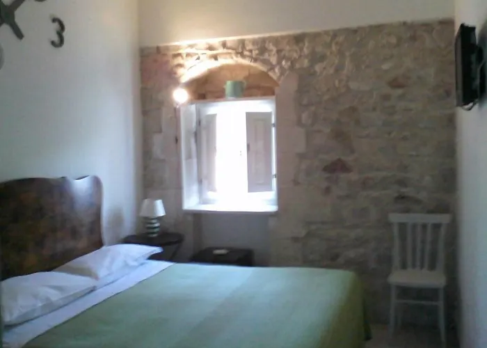 Chicchi Di Melograno Модика