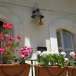 Chicchi Di Melograno Nocleg ze śniadaniem 3*