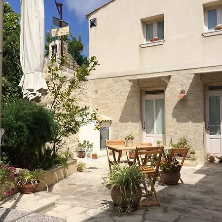 Bed & Breakfast Chicchi Di Melograno 3*